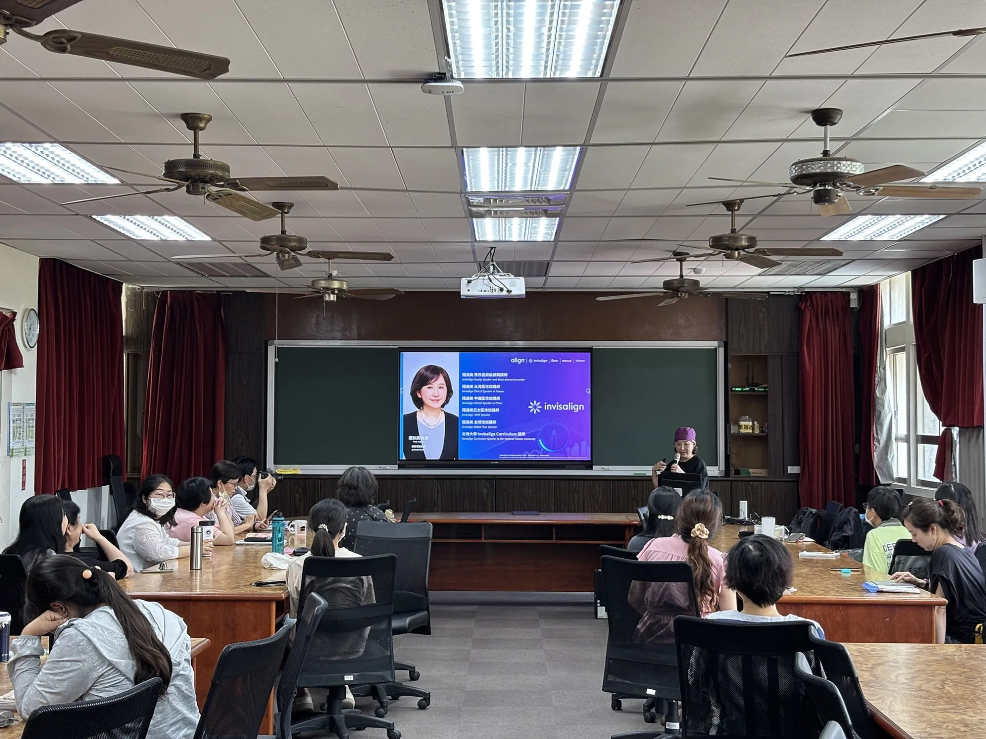🏫虎林國小🏫口腔保健與早期矯正講座👩⚕️羅秋美教授 🏫虎林國小🏫口腔保健與早期矯正講座👩⚕️羅秋美教授