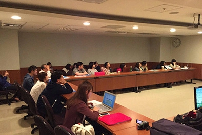 羅醫師教授 於長庚醫院演講，題目"隱適美的治療應用"， 受到熱烈歡迎與讚賞