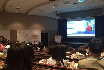 羅醫師教授 於台北世貿國際會議廳演講，題目"隱適美的治療應用"，受到熱烈歡迎