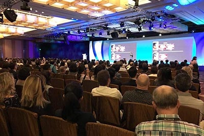 羅教授代表台灣，在隱適美亞太高鋒會演講 ，今年在新加坡舉辦